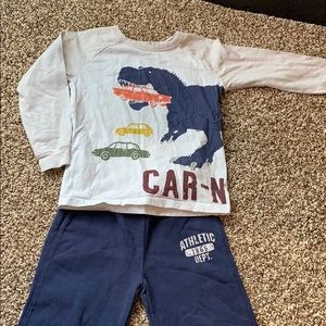 Carter’s 5T boys outfit